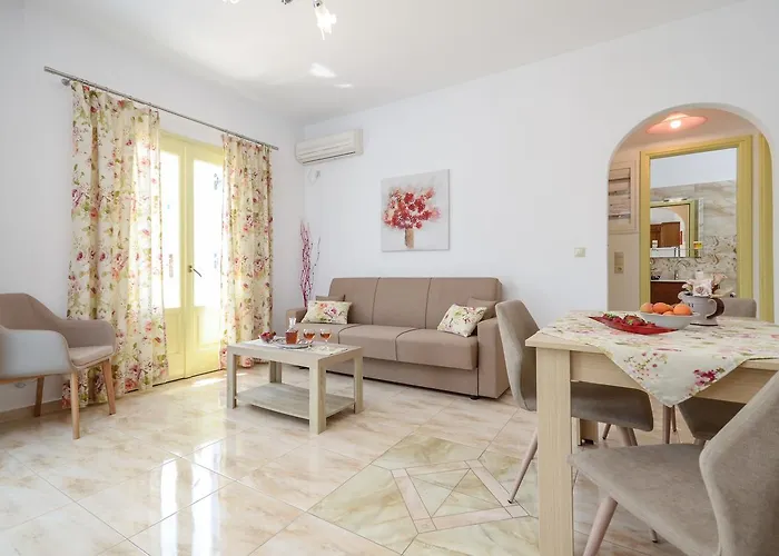 Apartment Kapris House