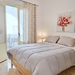 Kapris House *