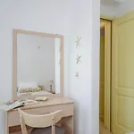 Kapris House *